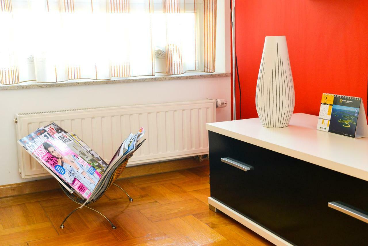 F&T Apartment-Place2Be Zagreb Bagian luar foto