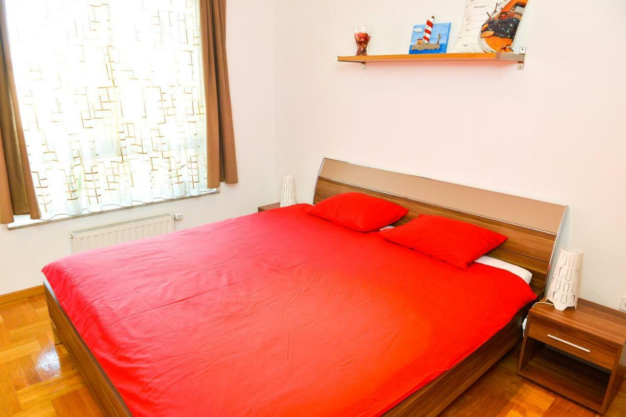 F&T Apartment-Place2Be Zagreb Bagian luar foto